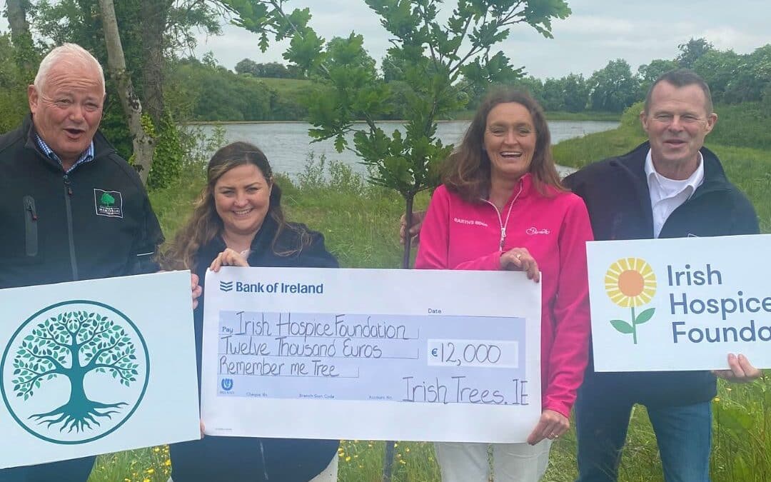 Cheque for €12,000 to Irish Hospice Foundation